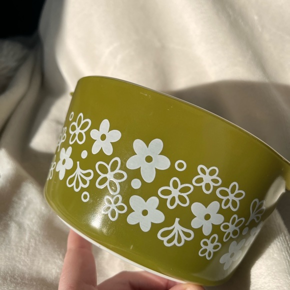 Vintage PYREX Spring Blossom 1 Quart Baking/ Casserole Dish - Picture 8 of 11